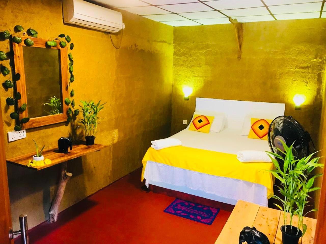 Nature Lovers Safari & Villa Удавалаве Екстериор снимка